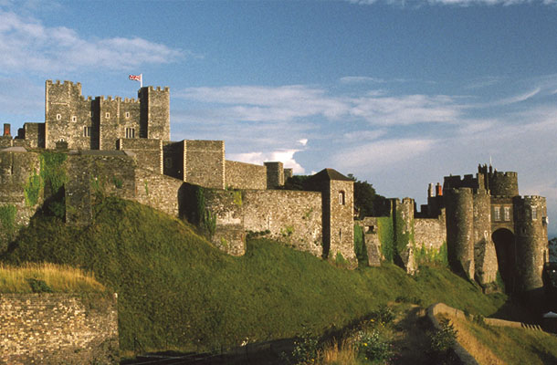 現在のドーヴァー城。城が建設されるはるか昔の130年ごろには城砦が完成していたという